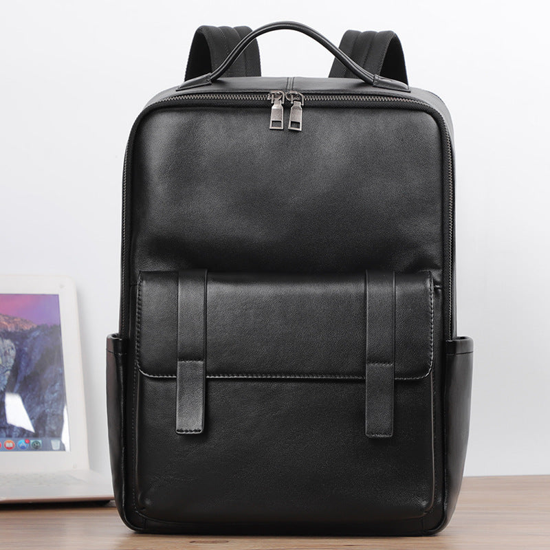 Spacious capacity leather bag