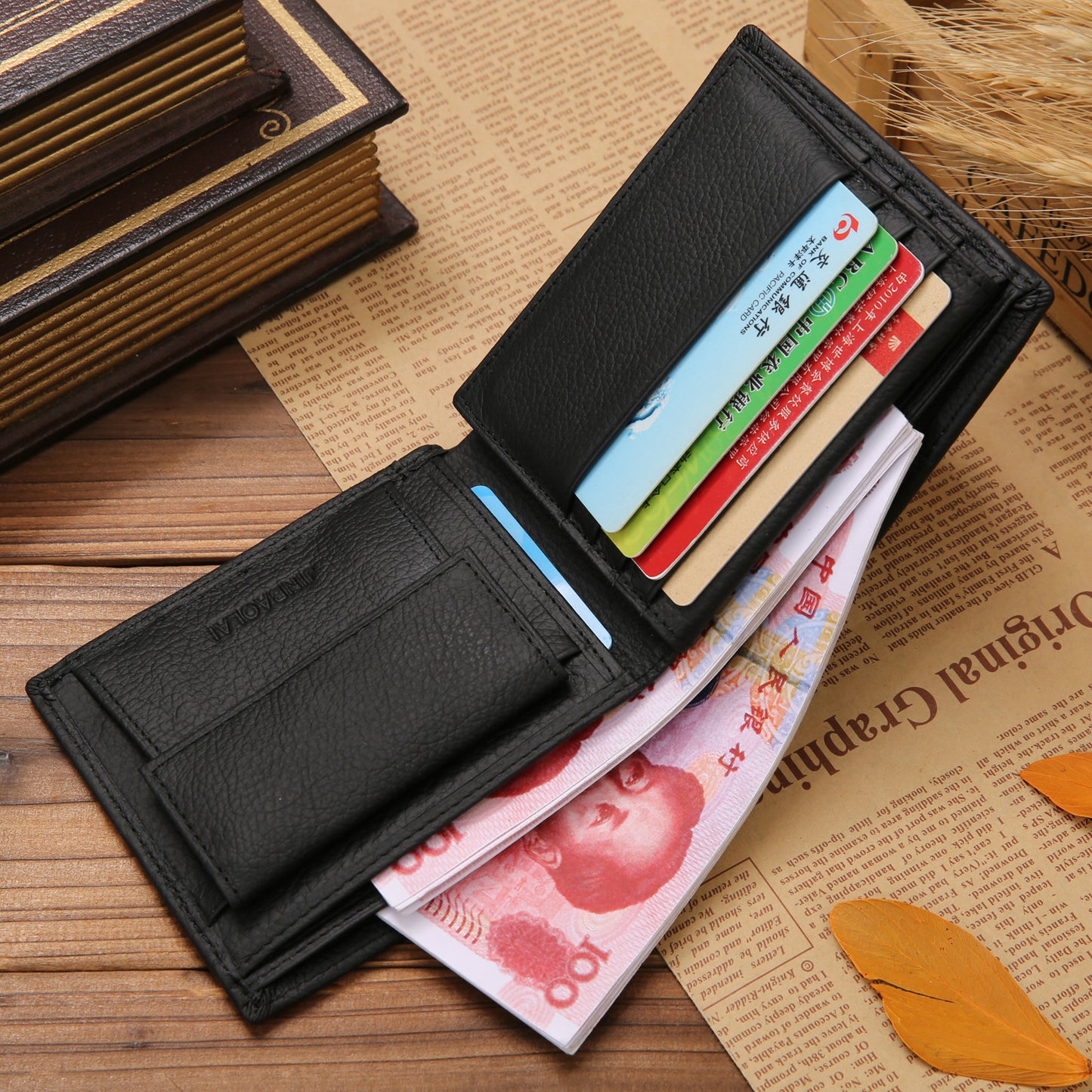 Men's simple leather wallet for formal and casual